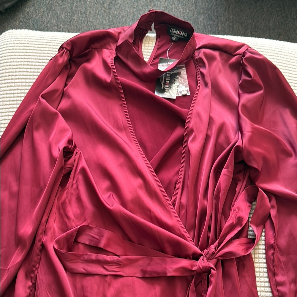 Burgundy Satin wrap dress by Fashion Nova. NWT fits like L